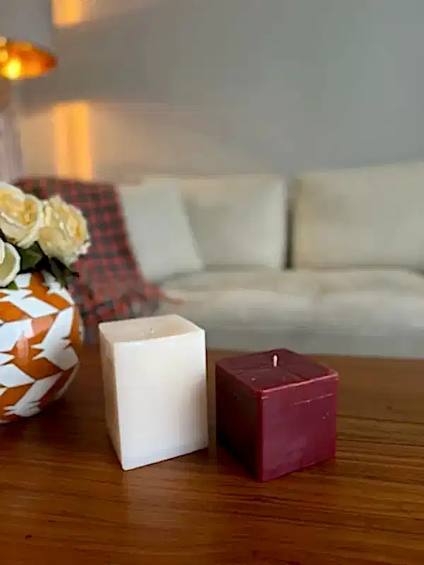 Kare Beyaz Bordo Mum